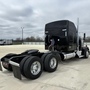2006 Kenworth W900L – CAT C15 475HP