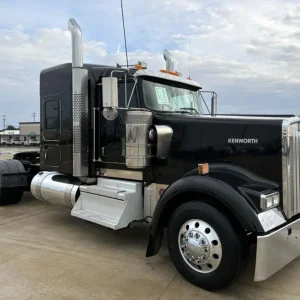 2019 Kenworth W900L sleeper