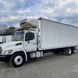 2018 Hino 338